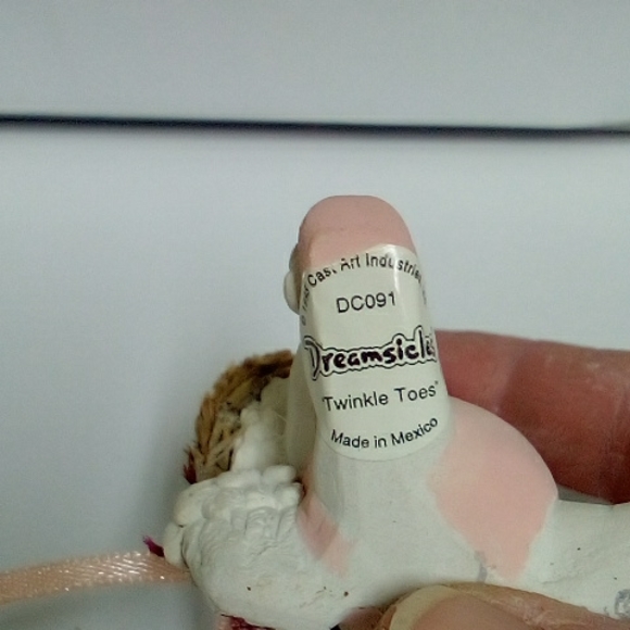 Dreamsicles ballet dancer - Picture 3 of 3